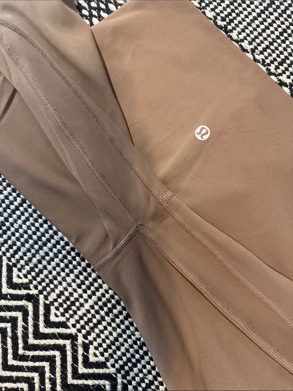 Lululemon Super-High Rise Align Short 8” - Tan - Picture 5 of 5